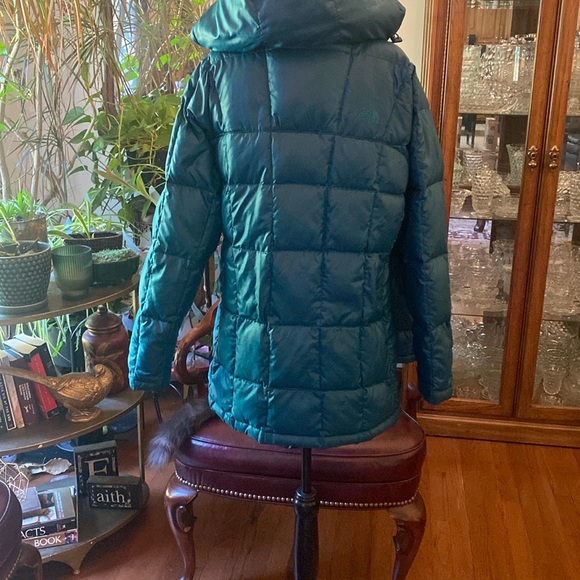 $260 The North Face Women's Teal down filled Puffer Coat - Picture 2 of 5